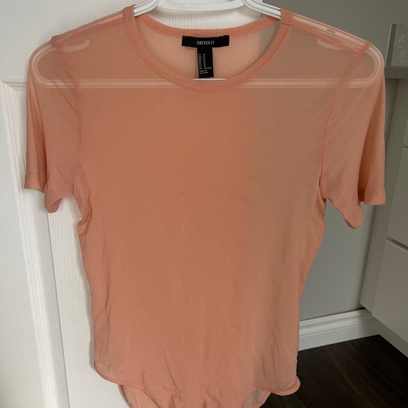 Mesh pink bodysuit - Picture 3 of 3